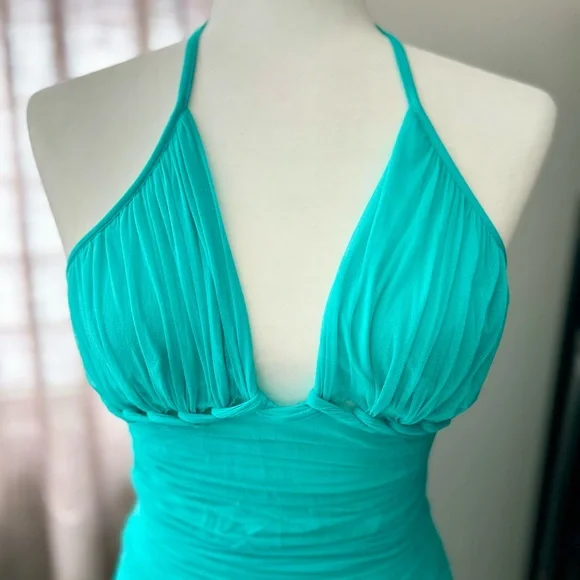 La Perla Turquoise Backless Dress With Shawl - Picture 4 of 11